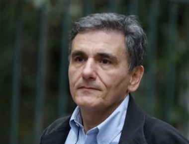 Οι ατάκες Τσακαλώτου από τη Λάρισα: «Εχετε ένα ελάττωμα εσείς, με το τσίπουρο»